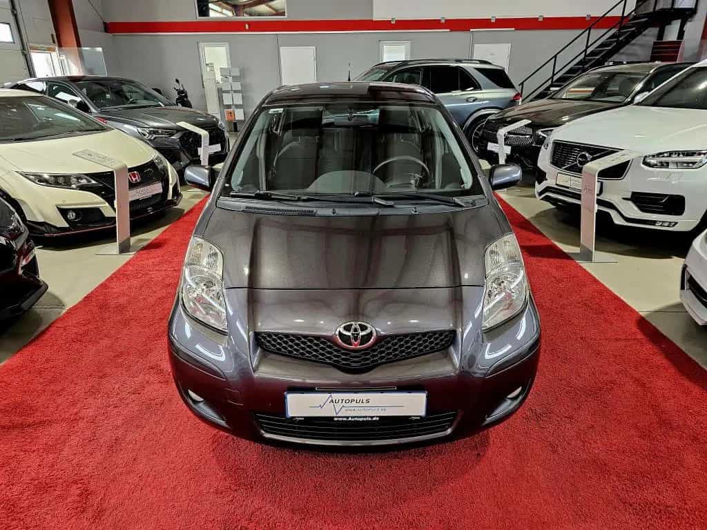 Toyota Yaris Life*KLIMAAUTOMATIK*AUTOMATIK*4/5 Türig 06/2010-photo-22
