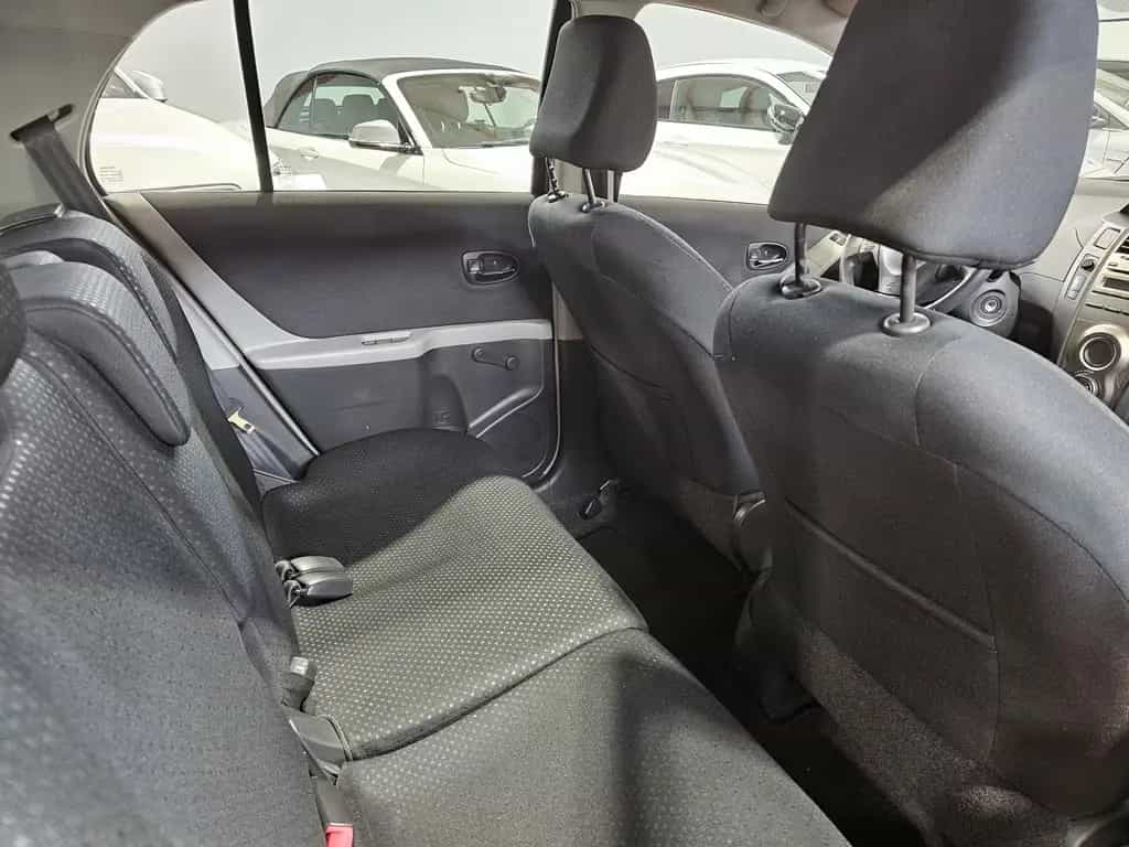 Toyota Yaris Life*KLIMAAUTOMATIK*AUTOMATIK*4/5 Türig 06/2010-photo-7