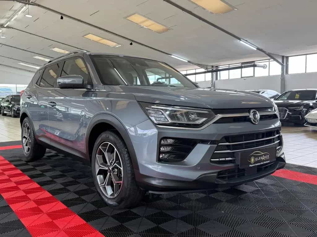 Ssangyong Korando 1.6 e-XDi Diesel 2WD*LEDER*KAMERA* 01/2020-photo-2