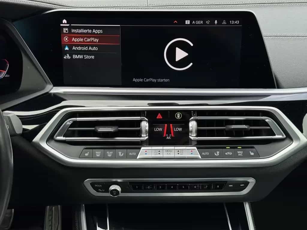 BMW X5 M50 i Laser Pano DrivAssProf Standheiz AHK3,5t 05/2022-photo-17