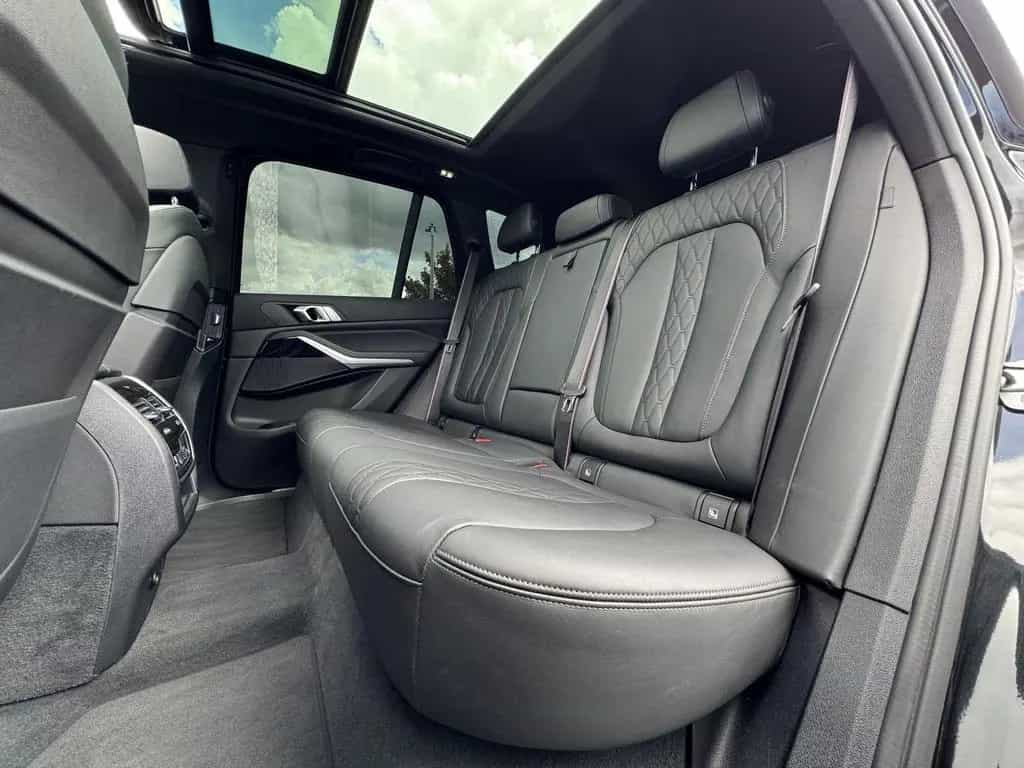 BMW X5 M50 i Laser Pano DrivAssProf Standheiz AHK3,5t 05/2022-photo-35