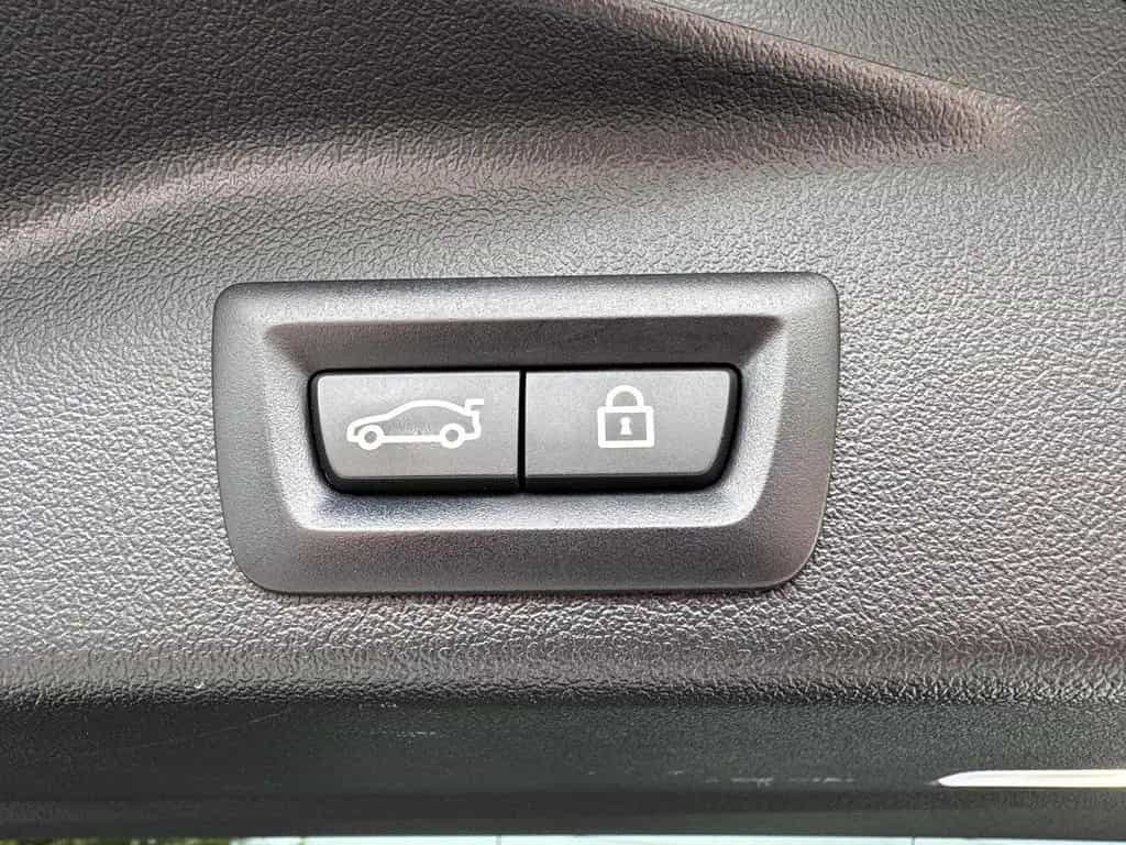 BMW X5 M50 i Laser Pano DrivAssProf Standheiz AHK3,5t 05/2022-photo-43