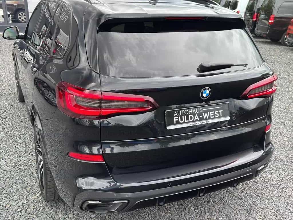 BMW X5 M50 i Laser Pano DrivAssProf Standheiz AHK3,5t 05/2022-photo-44