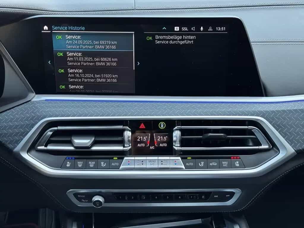 BMW X6 M50i Black Vermilion FrozenBlack Laser B&W 06/2022-photo-20