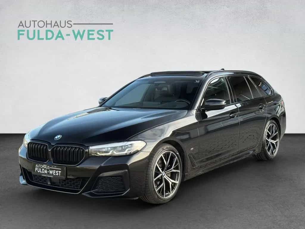 BMW 520 d Touring M Sport xDrive LED Pano Leder HuD 07/2021-photo-0