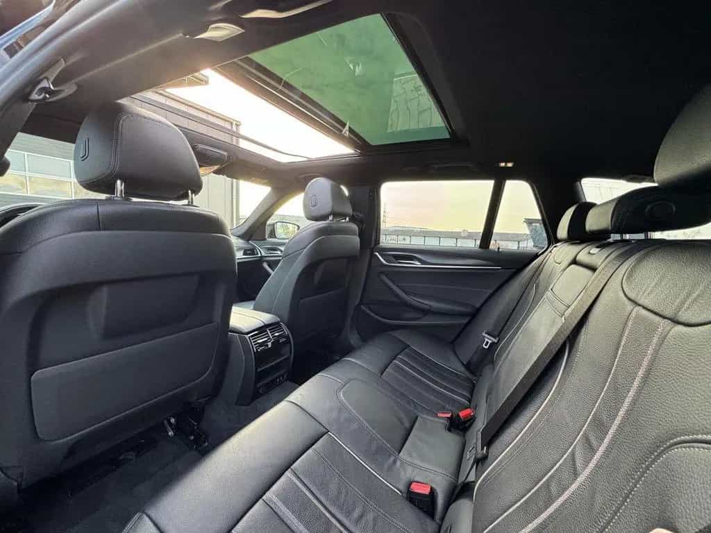 BMW 520 d Touring M Sport xDrive LED Pano Leder HuD 07/2021-photo-27