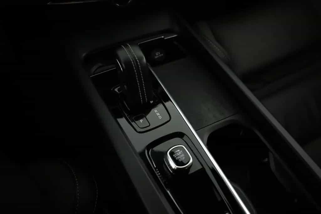 Volvo S60 B4 R-Design LED HarmanK Pilot KeyGo STHZ 360 01/2022-photo-13