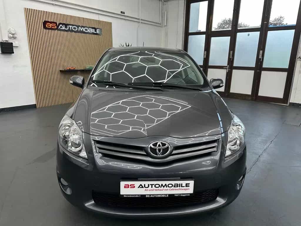 Toyota Auris Club 1.6 16V **72tkm** HU/AU 07/2027 09/2010-photo-1