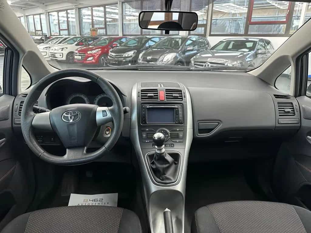 Toyota Auris Club 1.6 16V **72tkm** HU/AU 07/2027 09/2010-photo-7