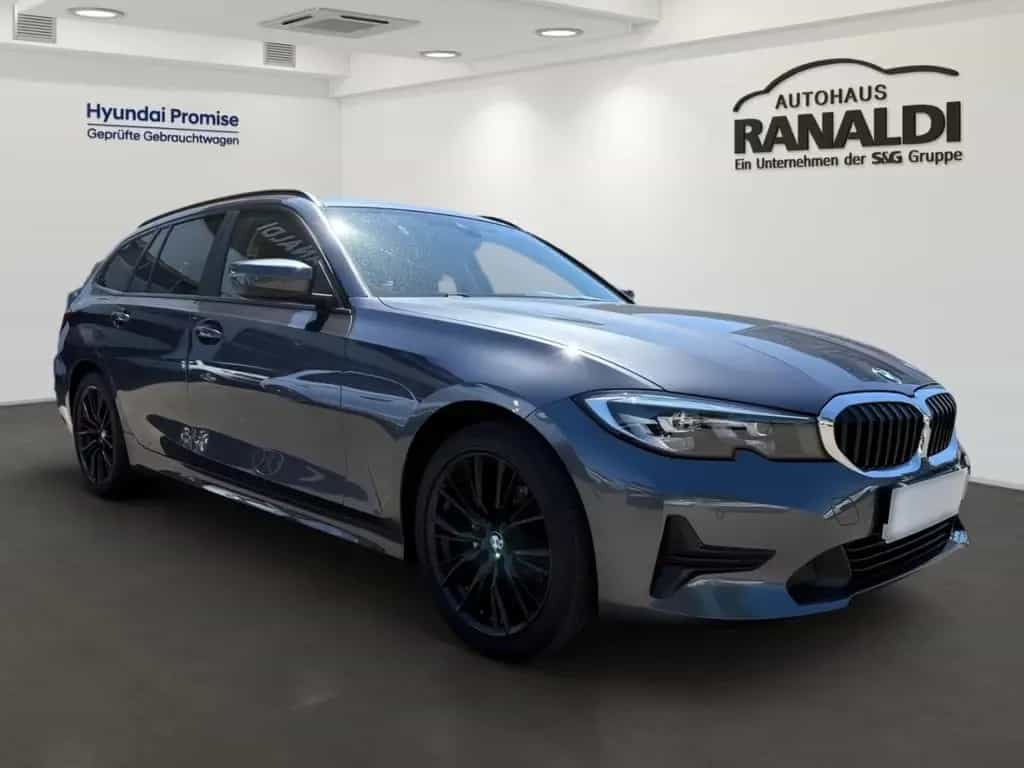 BMW 318 i Advantage Touring++1.HAND!++TOPGEPFLEGT!++ 03/2021-photo-1