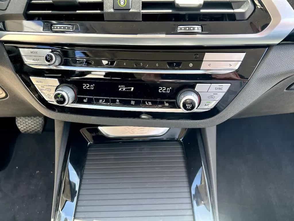 BMW X3 20d xDrive xLine LED Navi Leder ACC Sitzh DAB 04/2021-photo-24