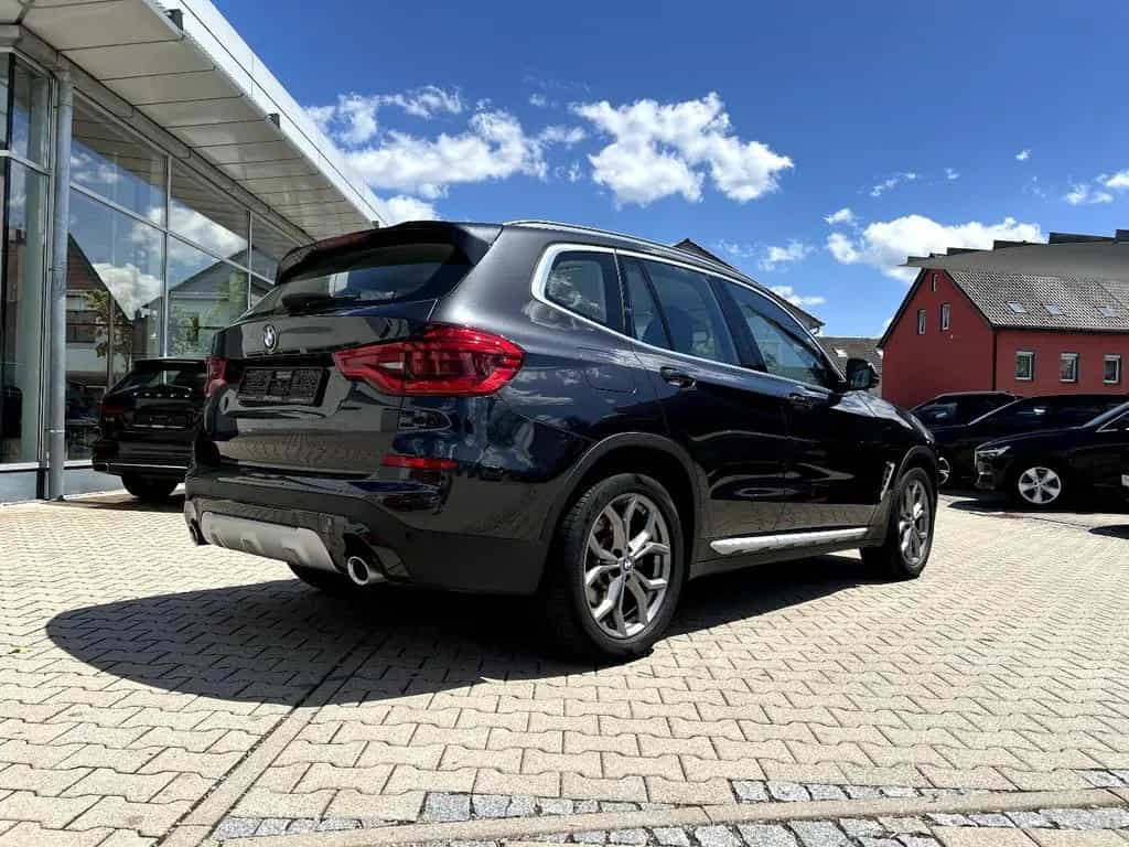 BMW X3 20d xDrive xLine LED Navi Leder ACC Sitzh DAB 04/2021-photo-3