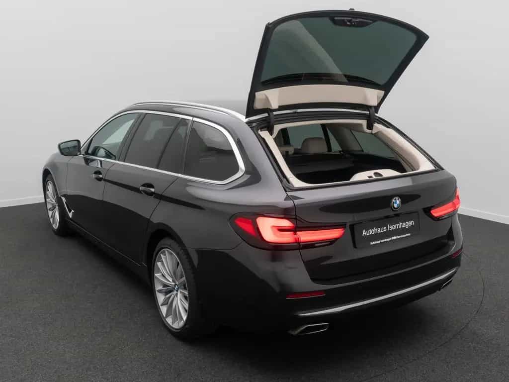 BMW 520 d Luxury Line Kamera DAB HiFi WLAN Alarm 19" 05/2023-photo-12