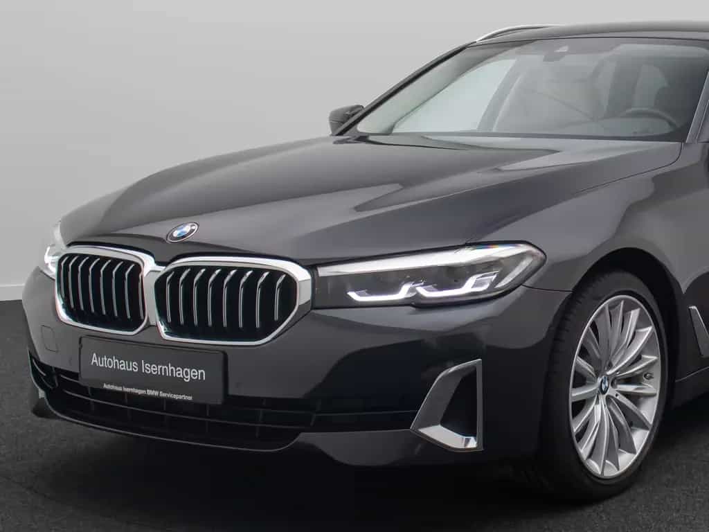 BMW 520 d Luxury Line Kamera DAB HiFi WLAN Alarm 19" 05/2023-photo-17