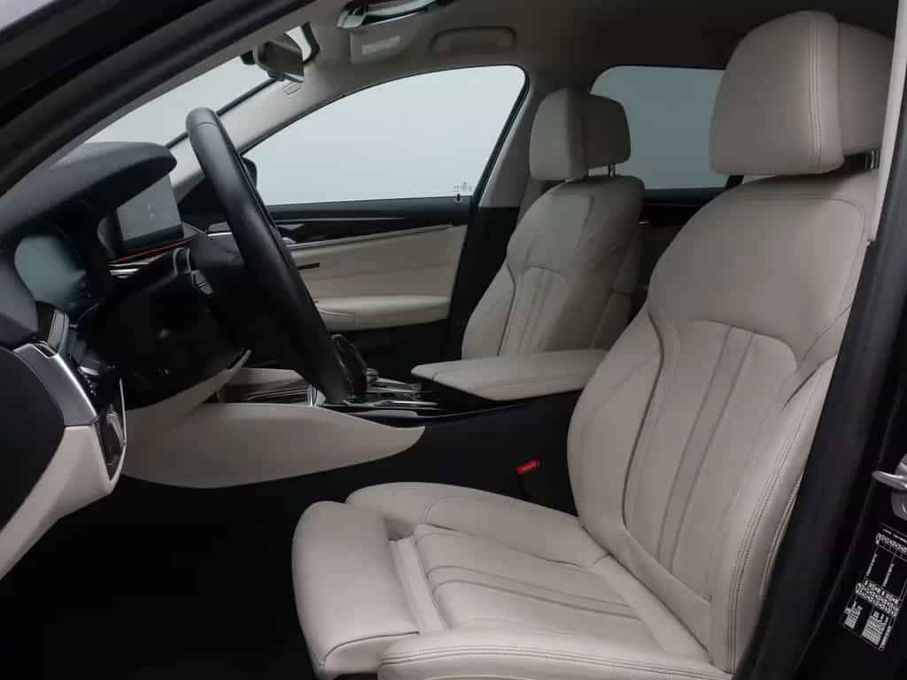 BMW 520 d Luxury Line Kamera DAB HiFi WLAN Alarm 19" 05/2023-photo-33