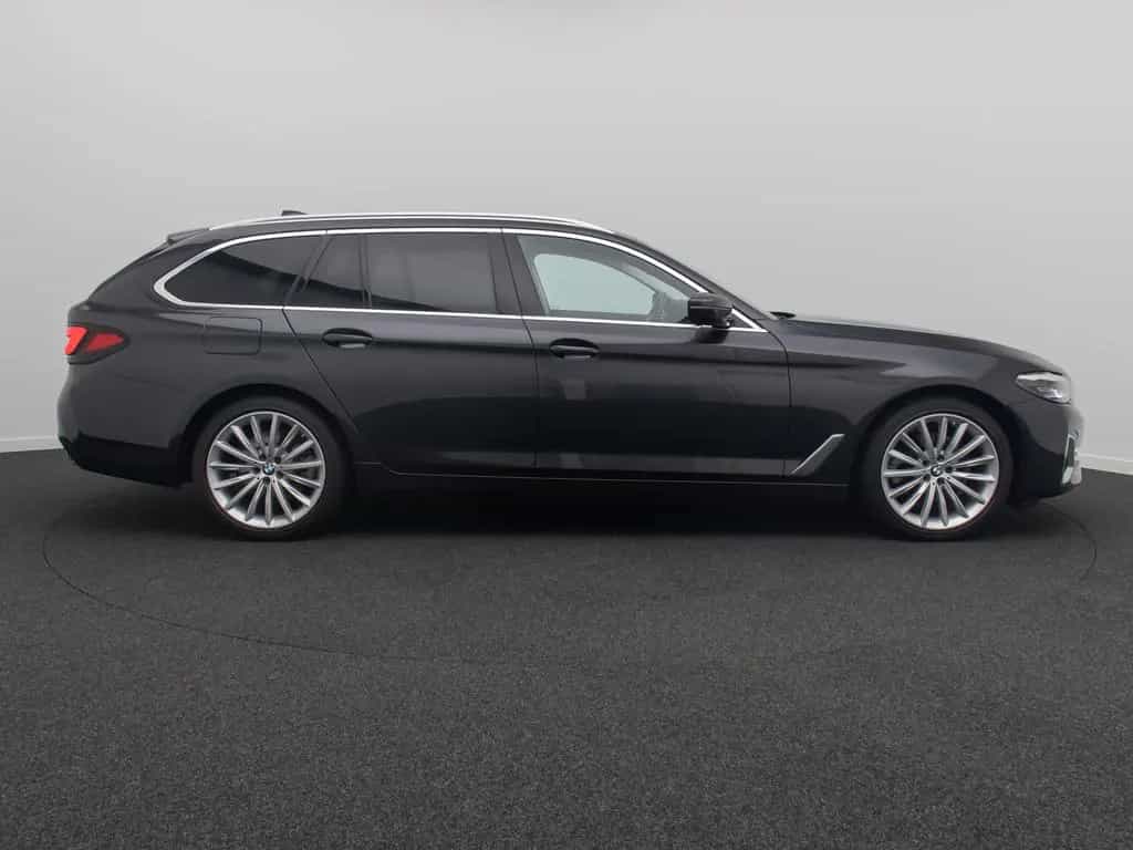 BMW 520 d Luxury Line Kamera DAB HiFi WLAN Alarm 19" 05/2023-photo-4