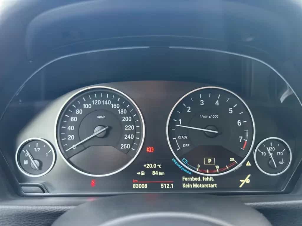 BMW 320 iT Luxury AD.LED CARPLAY PANO LEDER KAMERA 05/2019-photo-18