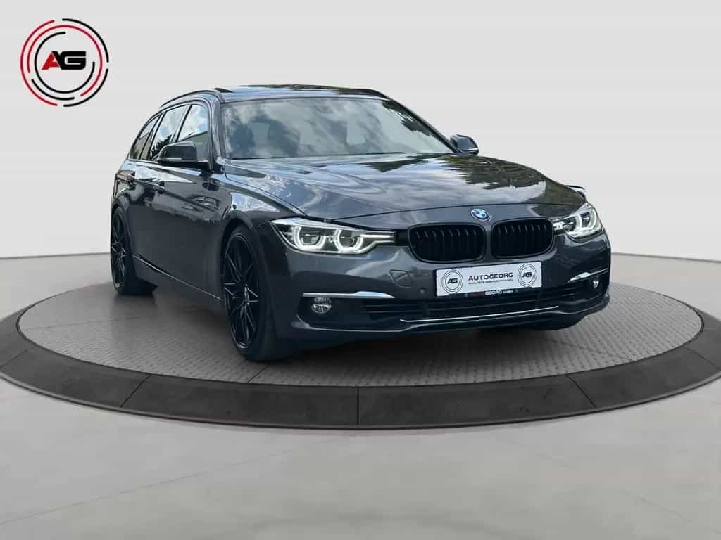 BMW 320 iT Luxury AD.LED CARPLAY PANO LEDER KAMERA 05/2019-photo-2