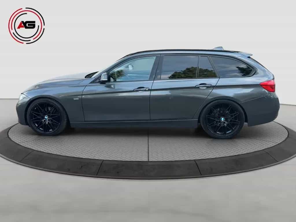 BMW 320 iT Luxury AD.LED CARPLAY PANO LEDER KAMERA 05/2019-photo-7