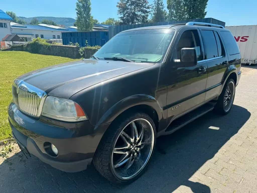 Lincoln Aviator 10/2004-photo-0