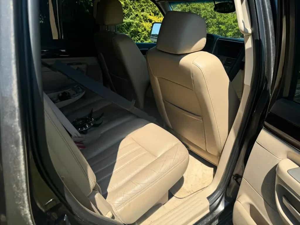 Lincoln Aviator 10/2004-photo-7