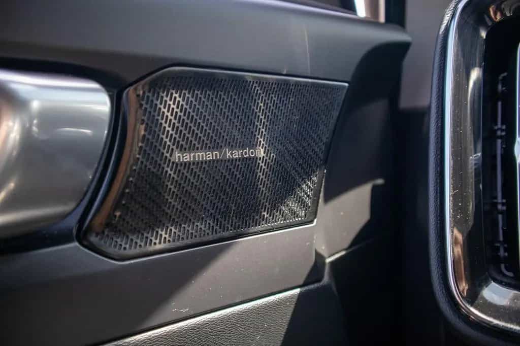 Volvo XC40 T2, HARMAN/KARDON, CAMERA, LED, APPLE/ANDRO 01/2021-photo-10