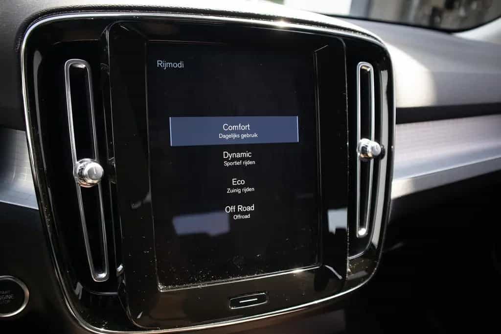 Volvo XC40 T2, HARMAN/KARDON, CAMERA, LED, APPLE/ANDRO 01/2021-photo-18