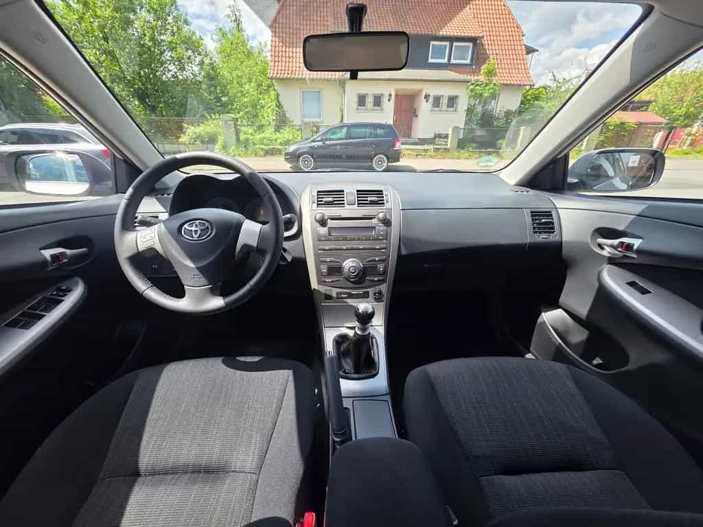Toyota Corolla 1.6 Luna 29TKM! TÜV 03/28! 01/2011-photo-14