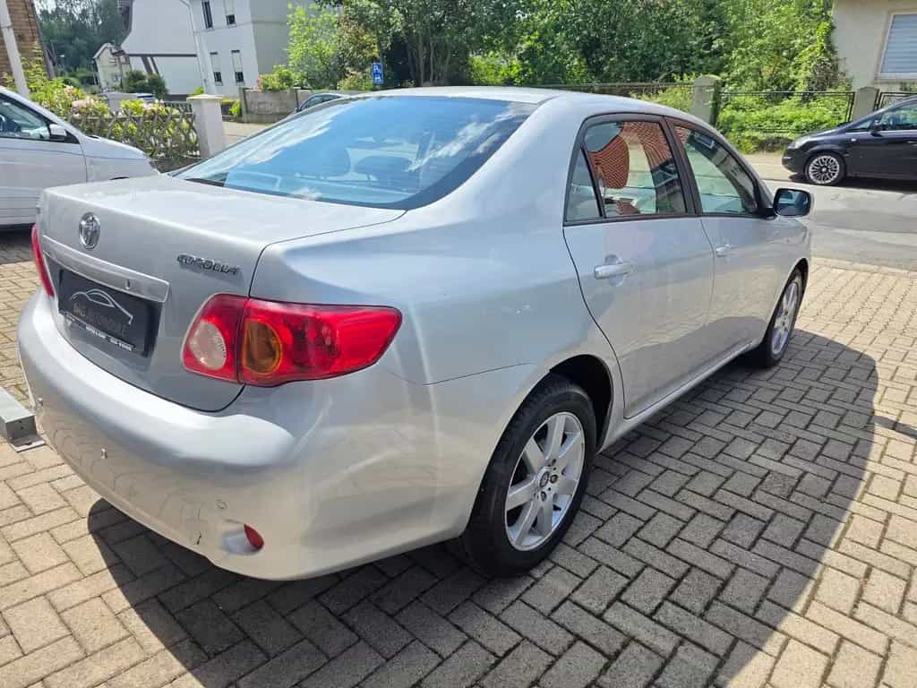 Toyota Corolla 1.6 Luna 29TKM! TÜV 03/28! 01/2011-photo-4