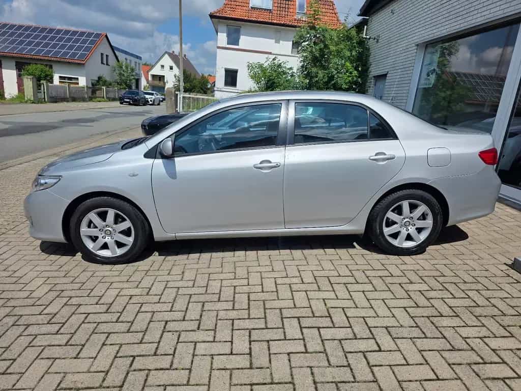 Toyota Corolla 1.6 Luna 29TKM! TÜV 03/28! 01/2011-photo-7