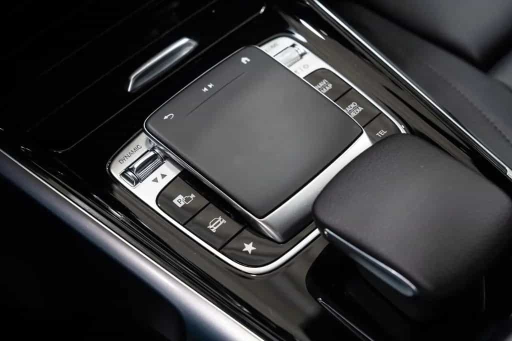 Mercedes-Benz GLB 200 d 4M*MULTIBEAM*HEAD-UP*LEDER*NAVI*360°KA 12/2020-photo-15