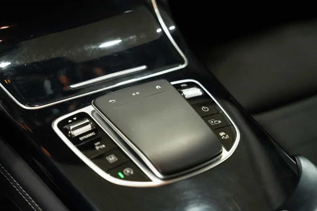 Mercedes-Benz GLC 200 4Matic *HIGH-LED*NAVI*PDC*SHZ*1.HAND 03/2020-photo-18