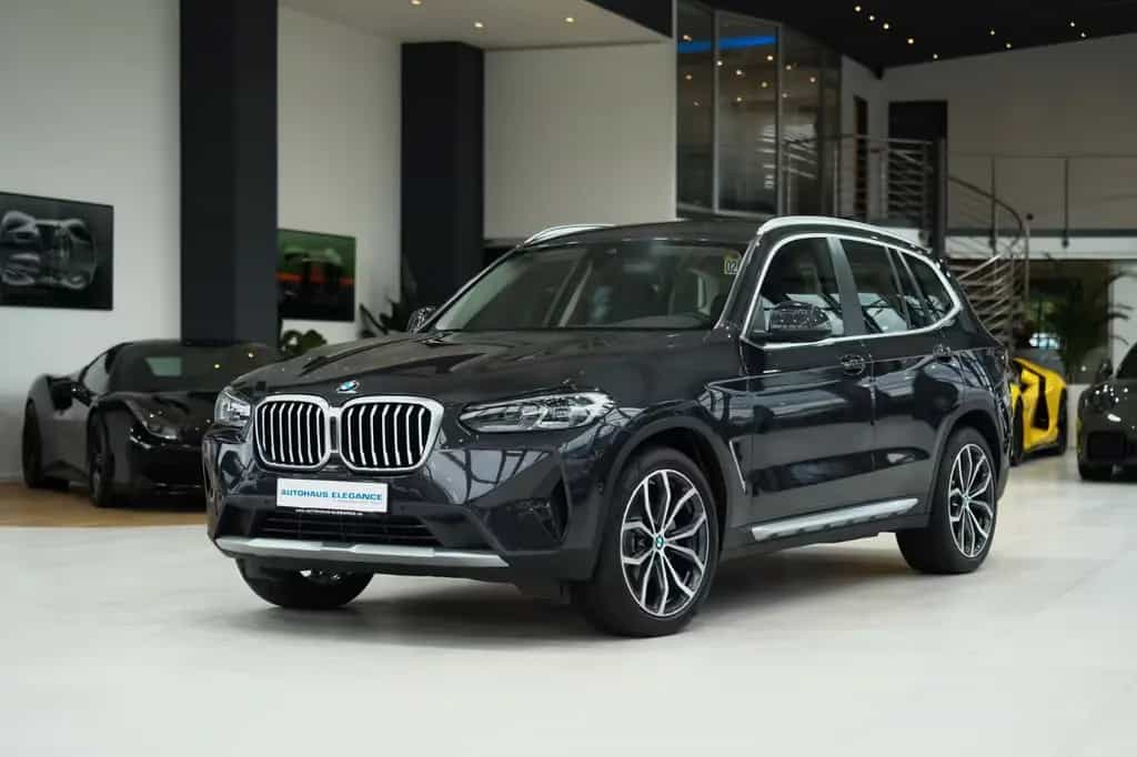BMW X3 xDr 20i Luxury Line*LEDER*NAVI*LED*20"LM*1.HD 11/2021-photo-0