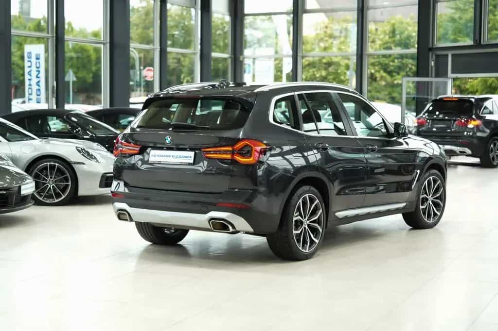 BMW X3 xDr 20i Luxury Line*LEDER*NAVI*LED*20"LM*1.HD 11/2021-photo-1