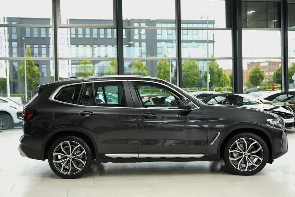 BMW X3 xDr 20i Luxury Line*LEDER*NAVI*LED*20"LM*1.HD 11/2021-photo-4