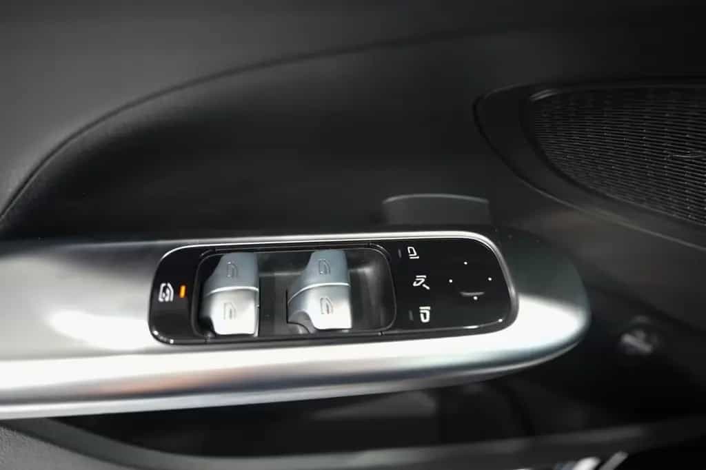 Mercedes-Benz C 220 d T*AVANTGRADE*LEDER*NAVI+*PANO*LED*DAB 03/2022-photo-17