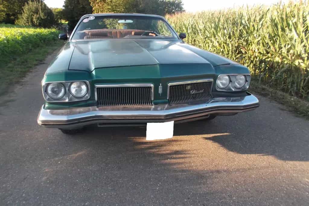 Oldsmobile Delta 88 Royale Convertible TÜV + H Oldtimer 07/1973-photo-3