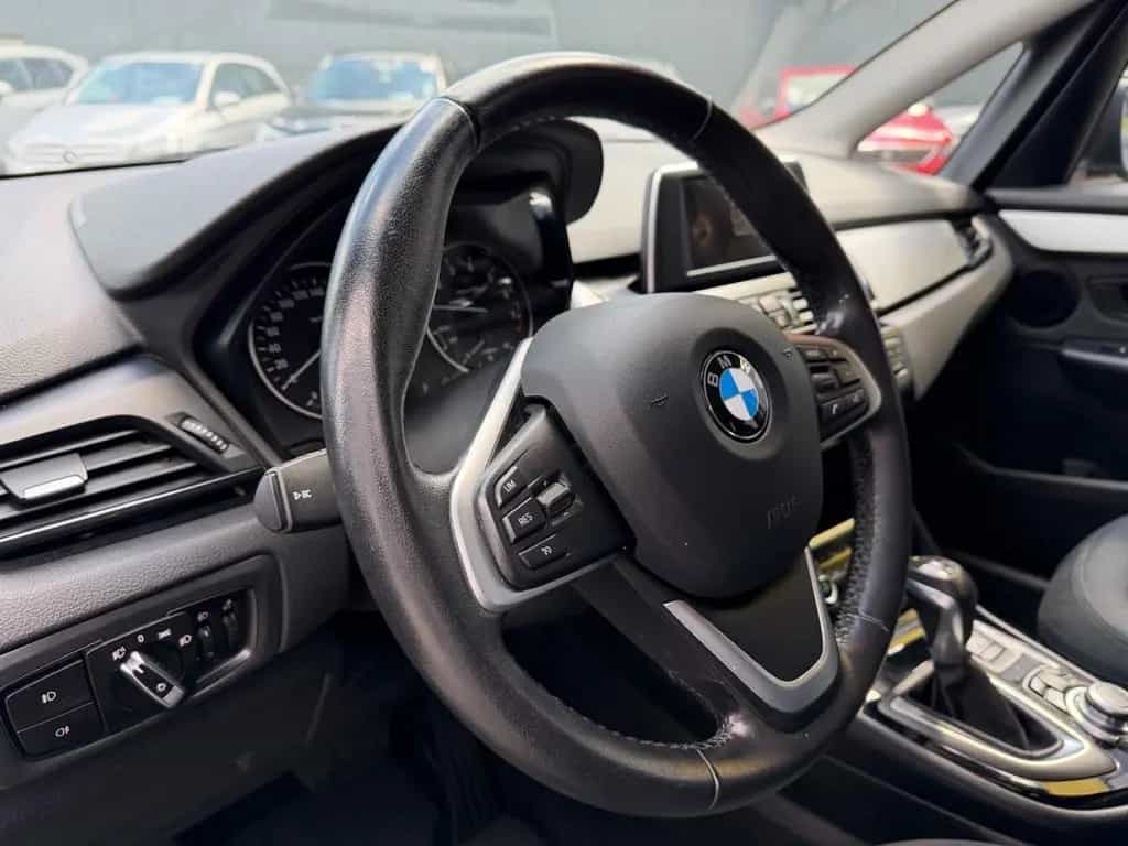 BMW 218 i AUTOMATIK/NAVI/KLIMAA/TEMPOMAT* 12/2015-photo-13