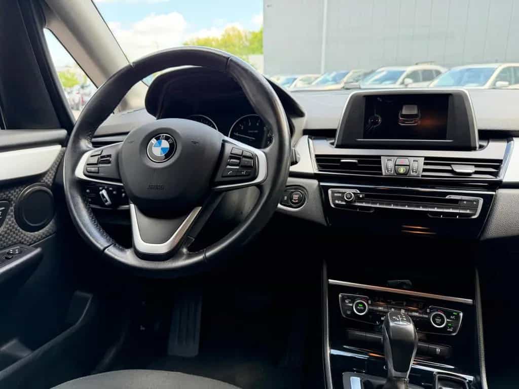 BMW 218 i AUTOMATIK/NAVI/KLIMAA/TEMPOMAT* 12/2015-photo-16
