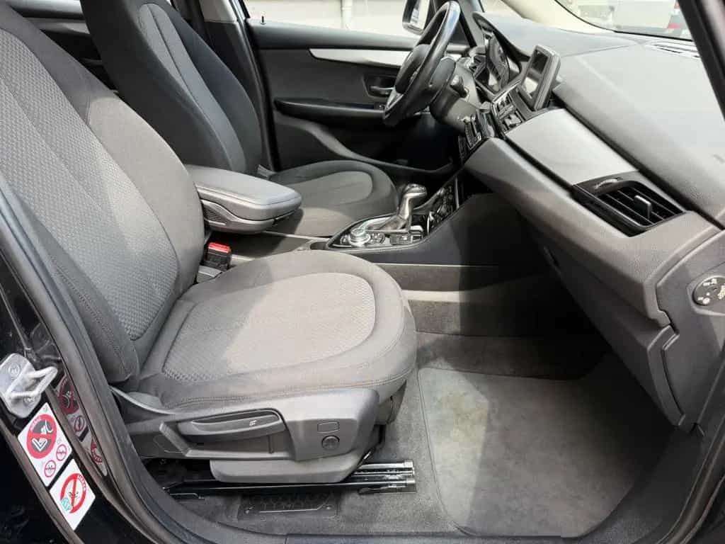 BMW 218 i AUTOMATIK/NAVI/KLIMAA/TEMPOMAT* 12/2015-photo-23