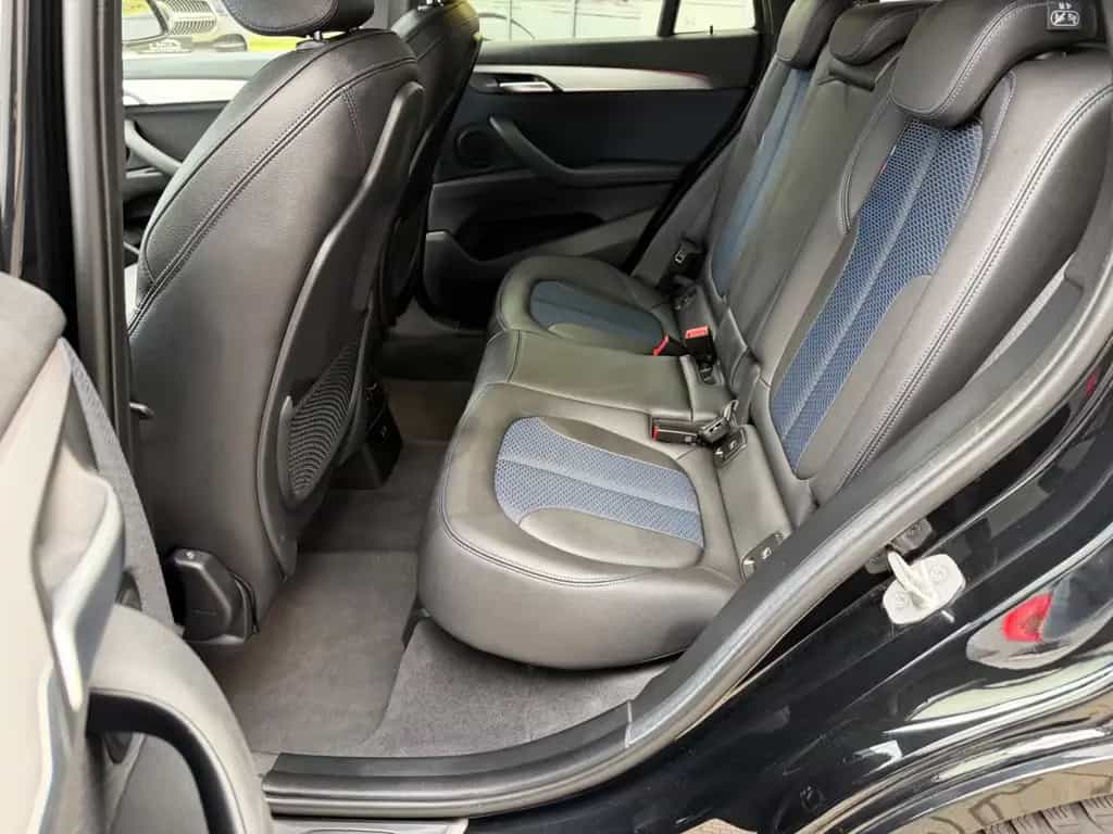 BMW X1 sDrive 18 d/M SPORTPAKET/LED/KAMERA/LEDER/AUT 08/2021-photo-17