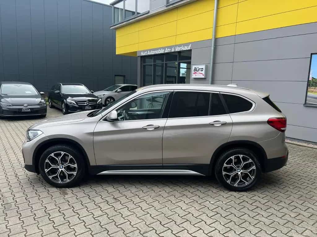 BMW X1 Baureihe X1 xDrive 25/KAMERA/AHK/AUTOMATIK/ 10/2020-photo-2