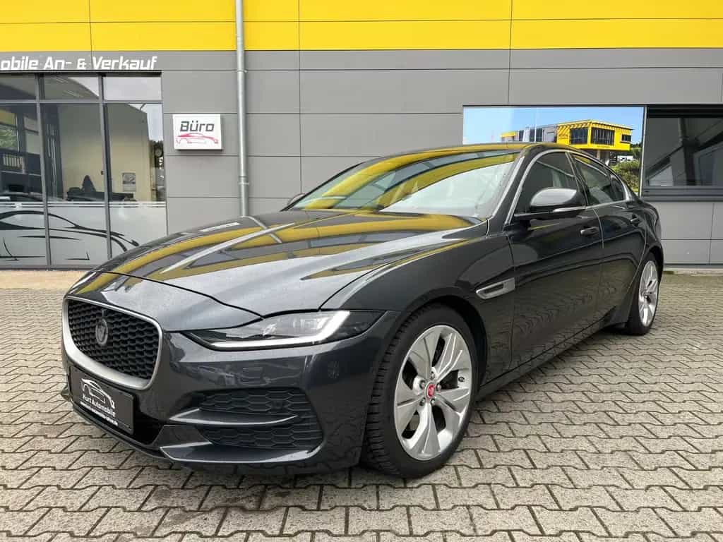 Jaguar XE S/LEDER/NAVI/TEMPOMAT/AUTOMATIK/DAB/MEMORY 04/2021-photo-1