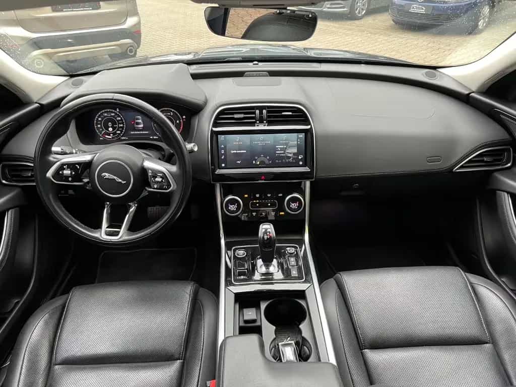 Jaguar XE S/LEDER/NAVI/TEMPOMAT/AUTOMATIK/DAB/MEMORY 04/2021-photo-13