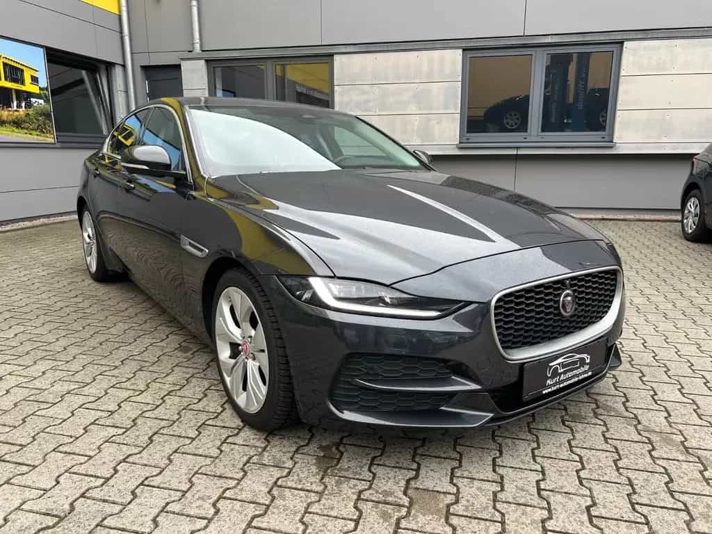Jaguar XE S/LEDER/NAVI/TEMPOMAT/AUTOMATIK/DAB/MEMORY 04/2021-photo-7