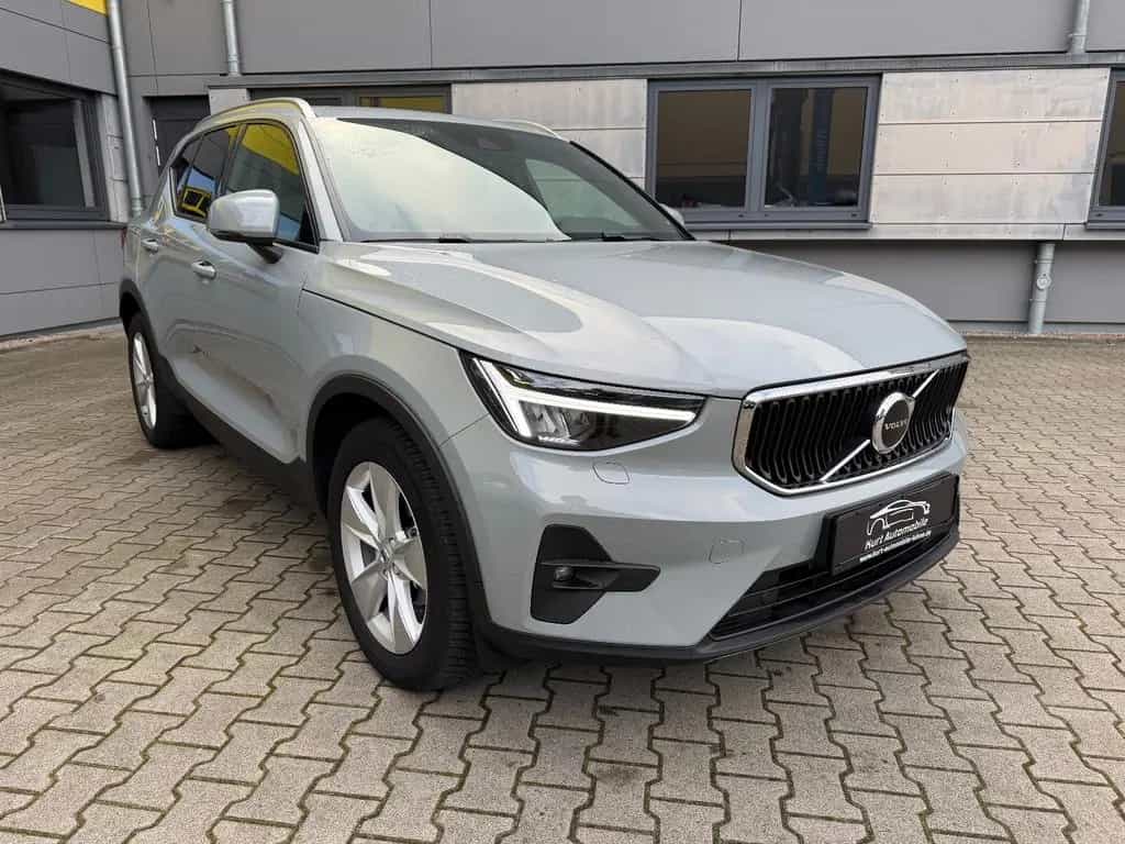 Volvo XC40 Core 2WD/SHZ/KLIMA/AUTOMATIK/LED/ 08/2023-photo-7