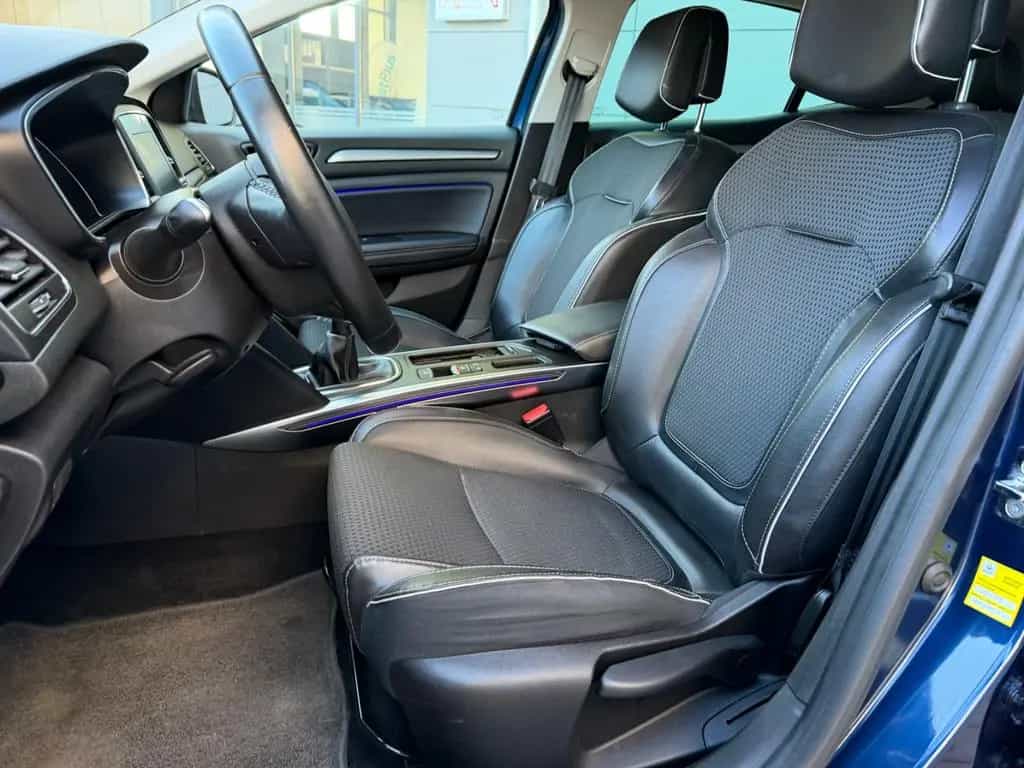 Renault Megane IV Lim. BOSE-Edition/LED/SHZ/KEYLESS 10/2018-photo-12