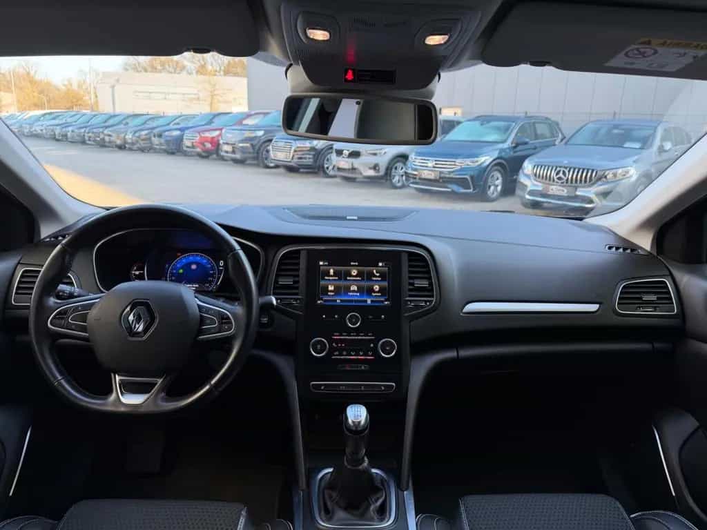 Renault Megane IV Lim. BOSE-Edition/LED/SHZ/KEYLESS 10/2018-photo-16