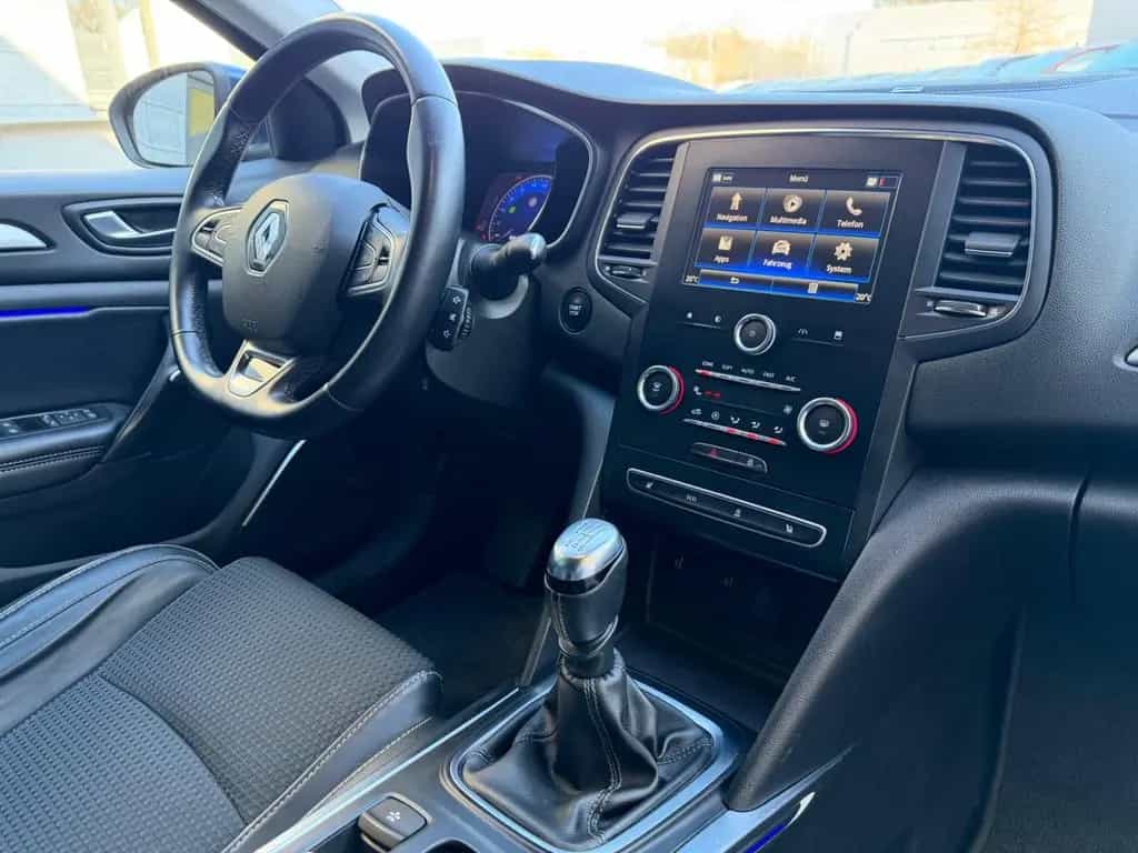 Renault Megane IV Lim. BOSE-Edition/LED/SHZ/KEYLESS 10/2018-photo-27
