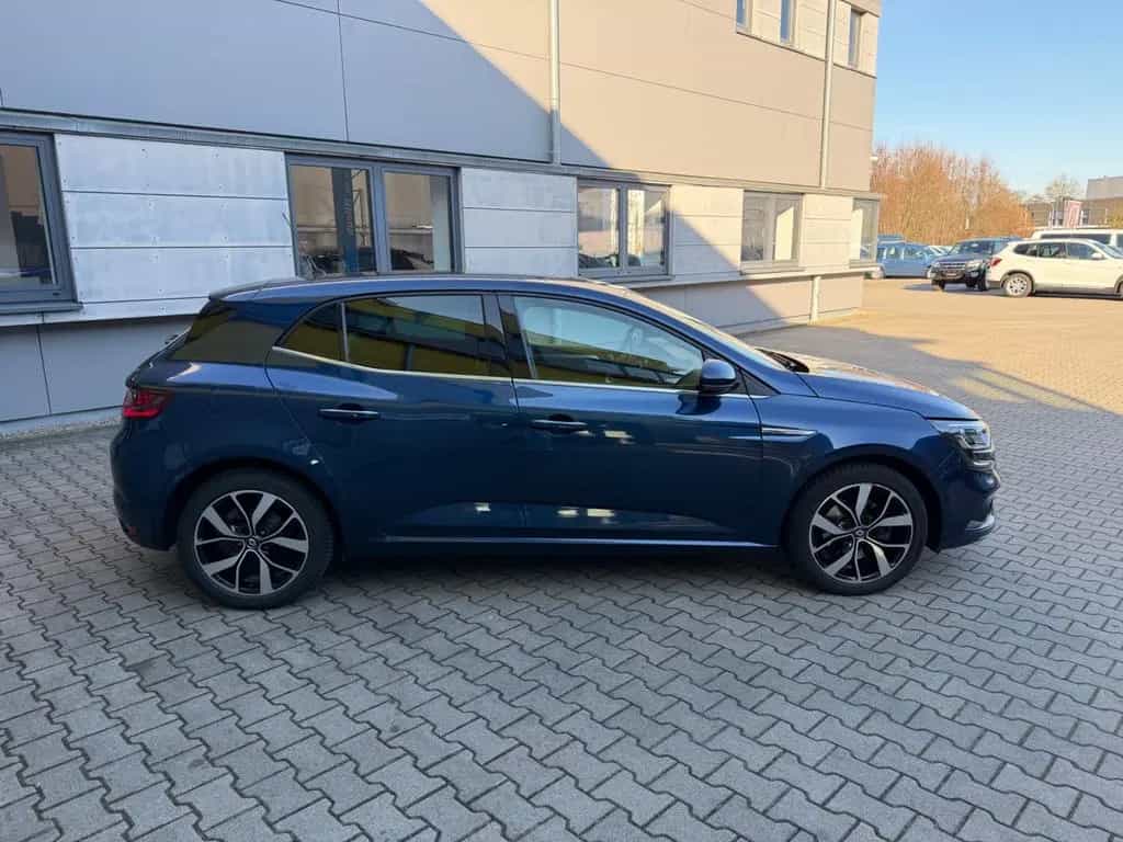 Renault Megane IV Lim. BOSE-Edition/LED/SHZ/KEYLESS 10/2018-photo-6